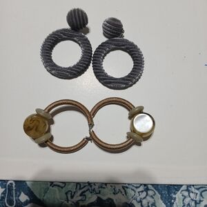 Women’s Double Circle Drop Earrings – Gray and Gold Styles